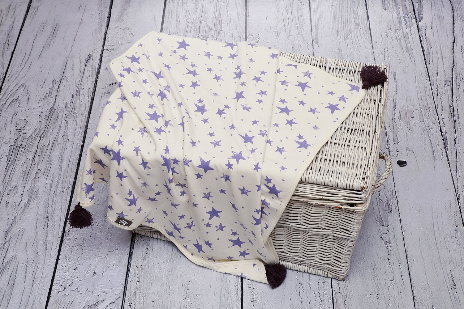 BAMBINISTA - PULP - Blankets - Bamboo Reversible Blanket with Pompoms Star Violet